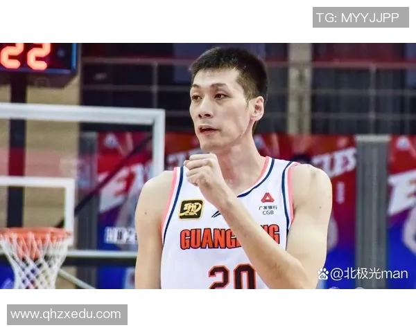 任骏飞领衔球队奋勇拼搏展现篮球精神助力赛季目标实现